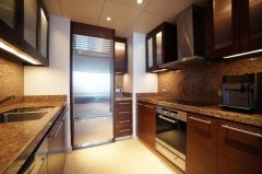 �ϰݷ���������**��¥��������һ���ҹ�Ԣ����