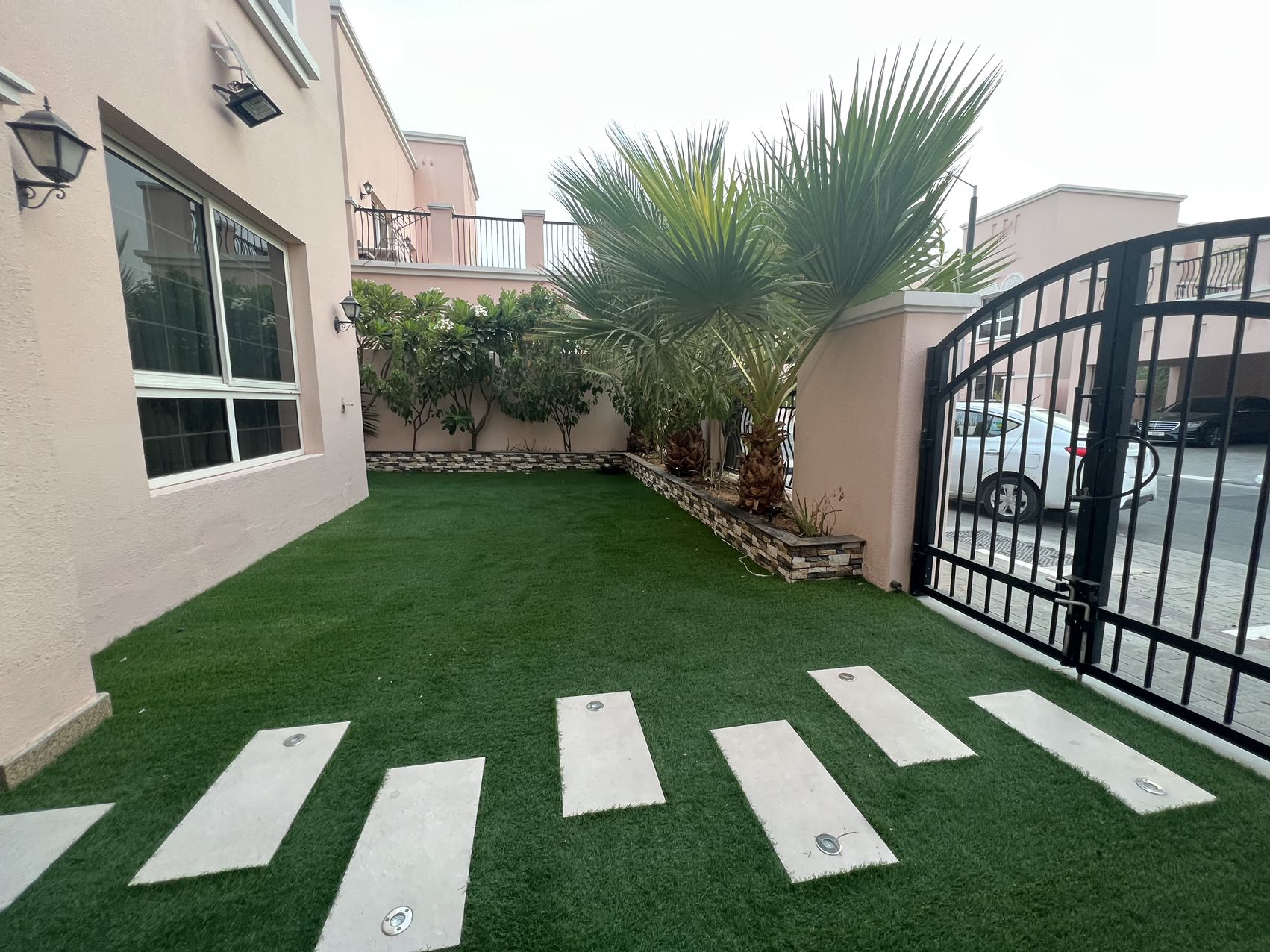 迪拜海外房产捡漏出租Nadalsheba5房豪华别墅 精装修 迪拜海外房产捡漏出租Nadalsheba5房豪华别墅 精装修