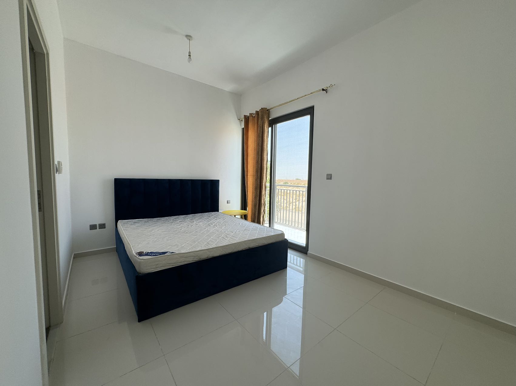 迪拜海外房产【出租】达马克山庄二期,三房+保姆房联排,单排边 迪拜海外房产【出租】达马克山庄二期,三房+保姆房联排,单排边