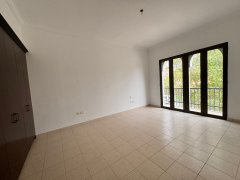 �ϰݺ��ⷿ���������ʺ÷�Դ The Villa��լ 5+2 