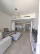 �ϰݺ��ⷿ����Ϫ��1��1�� ���Ҿ߳��� �и�¥�� Creek