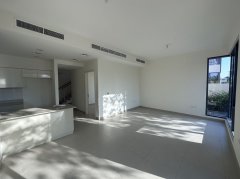 �ϰݺ��ⷿ���ϰ�ɽׯ���� maple2 ���ű��ף����Ǳ�����